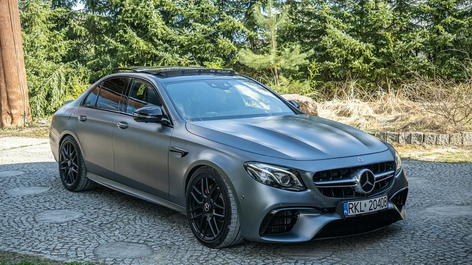 MERCEDES-BENZ E Klasa -
