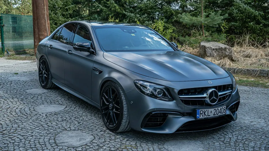 MERCEDES-BENZ E Klasa -
