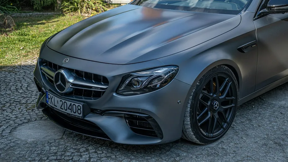 MERCEDES-BENZ E Klasa -