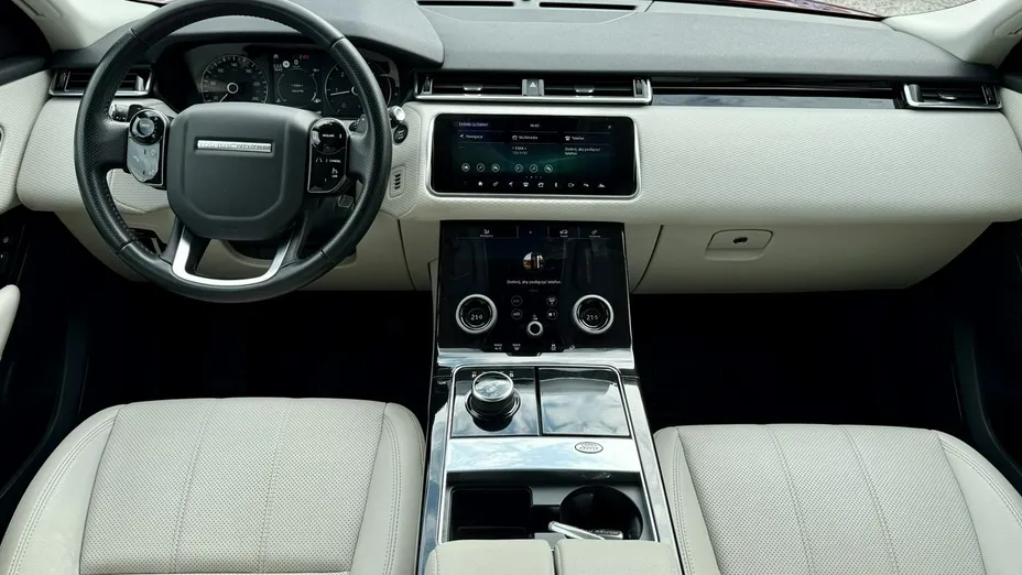 LAND ROVER Range Rover Velar -