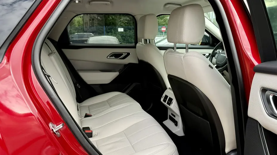 LAND ROVER Range Rover Velar -