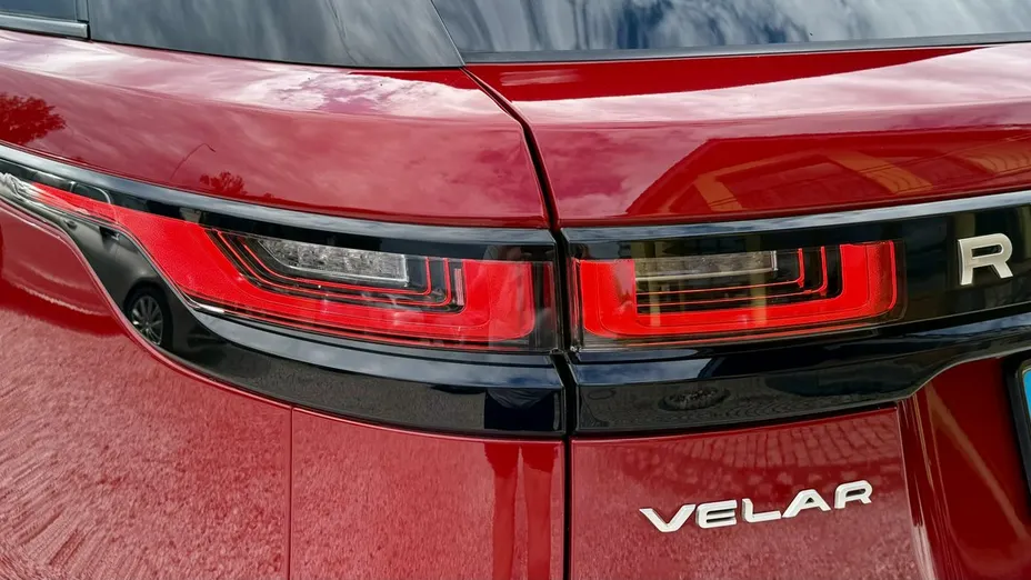 LAND ROVER Range Rover Velar -