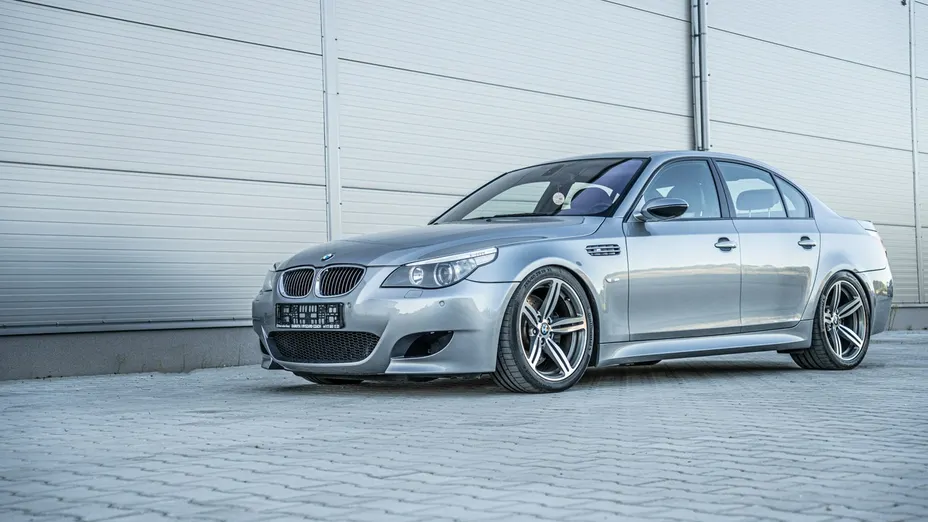 BMW M5 -