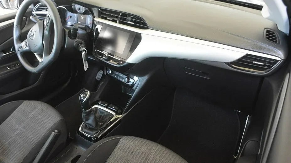 OPEL Corsa -