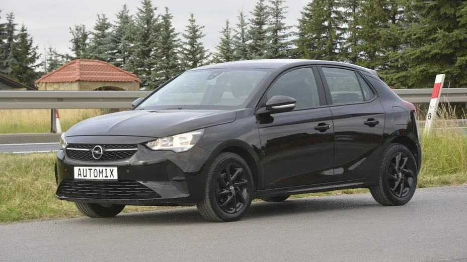 OPEL Corsa -