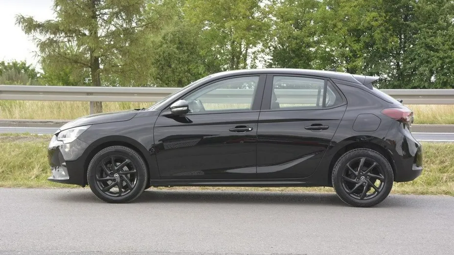 OPEL Corsa -