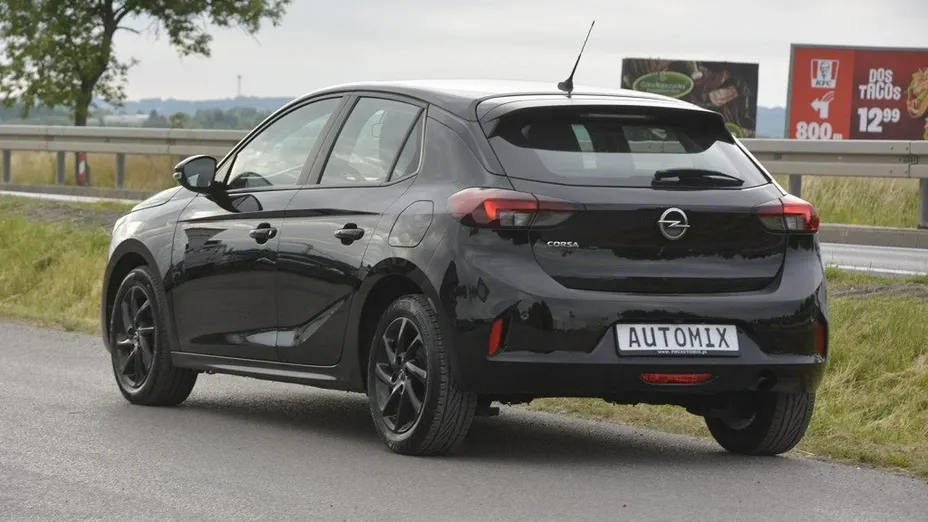 OPEL Corsa -
