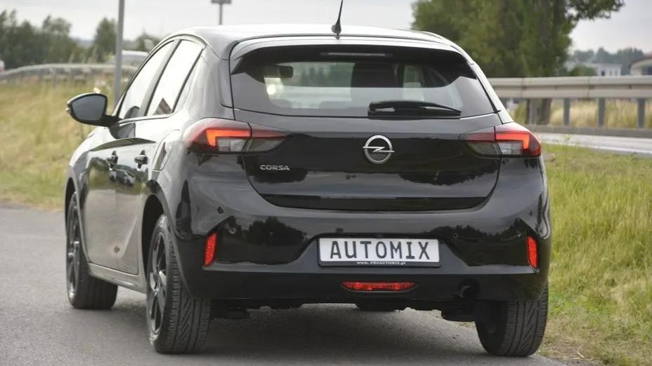 OPEL Corsa -