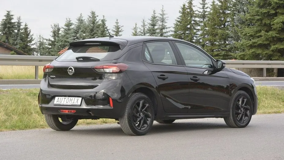 OPEL Corsa -