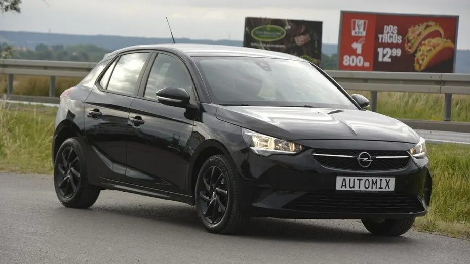 OPEL Corsa -