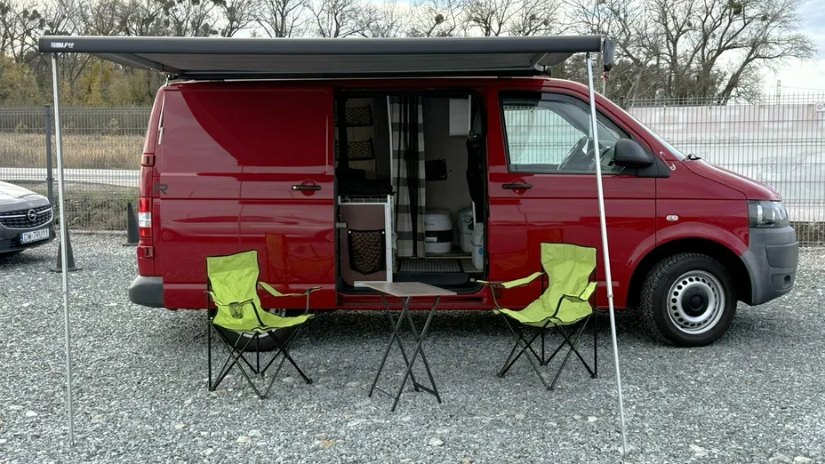 VOLKSWAGEN Transporter -