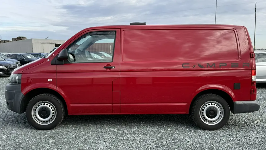 VOLKSWAGEN Transporter -