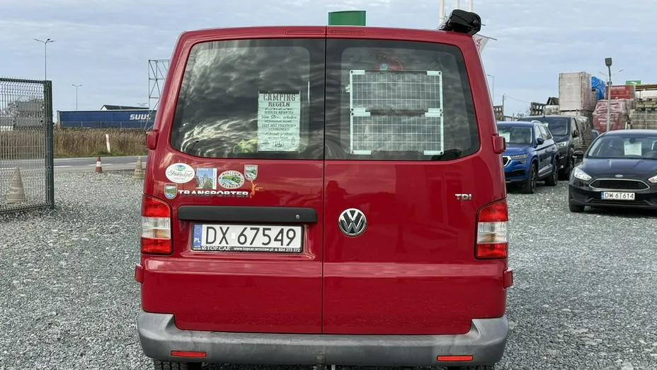 VOLKSWAGEN Transporter -