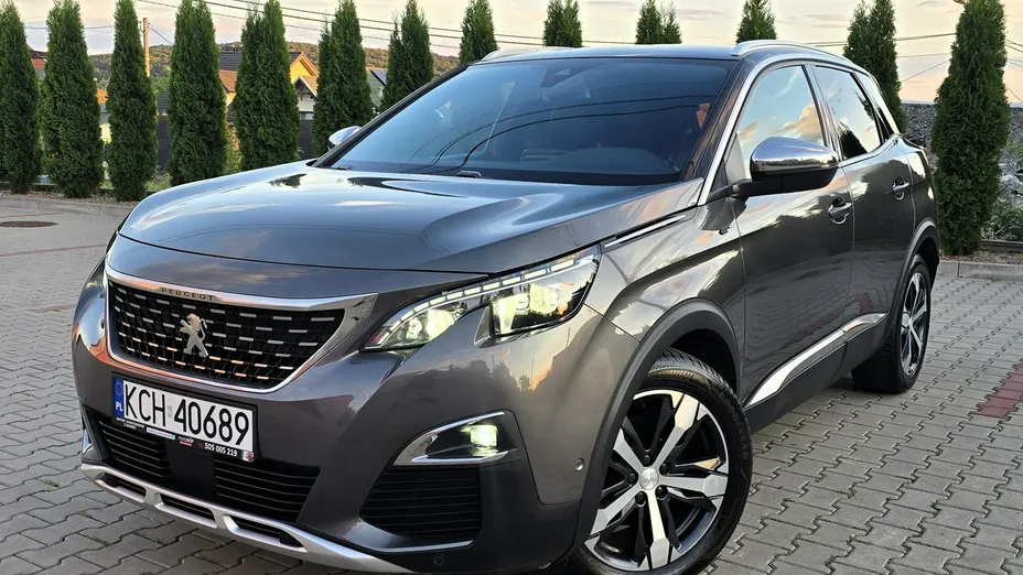 PEUGEOT 3008 -
