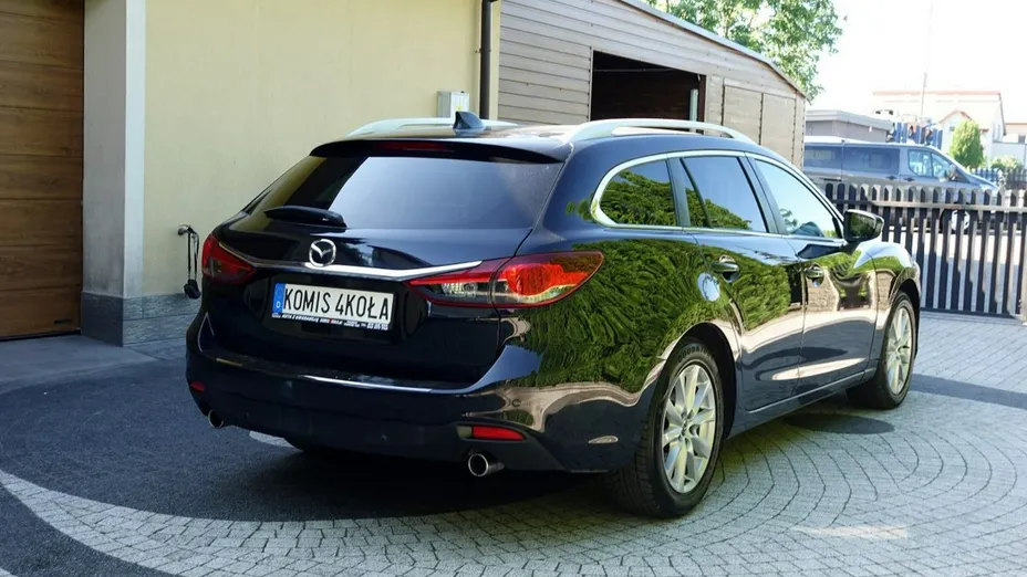 MAZDA 6 -