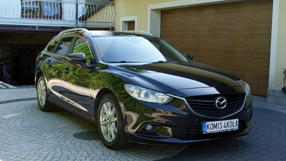 MAZDA 6 -