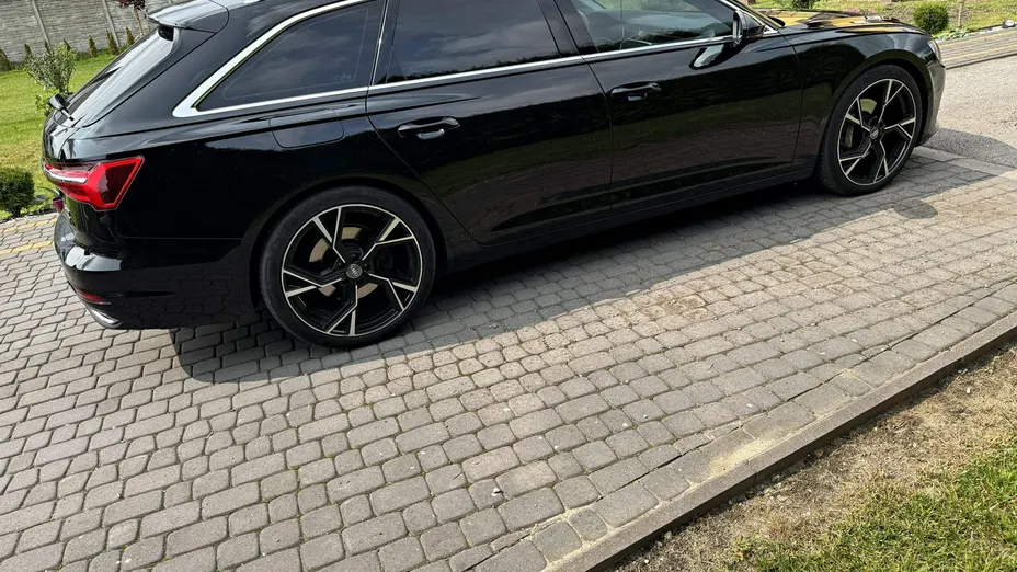 AUDI A6 Avant -