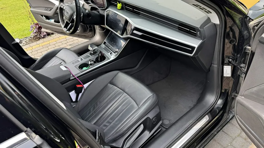 AUDI A6 Avant -