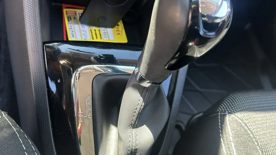 RENAULT Clio -