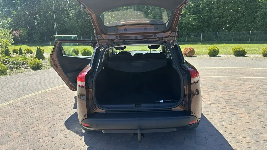 RENAULT Clio -