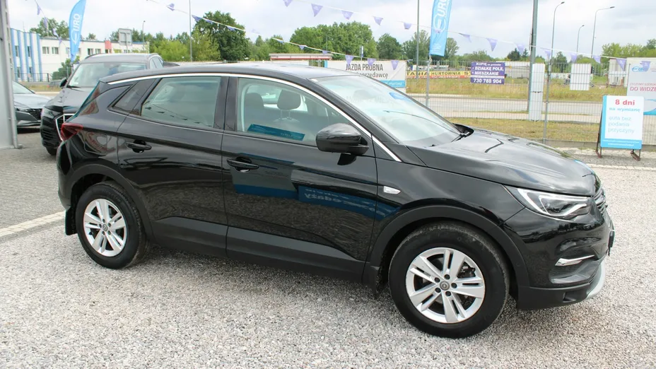 OPEL Grandland X -