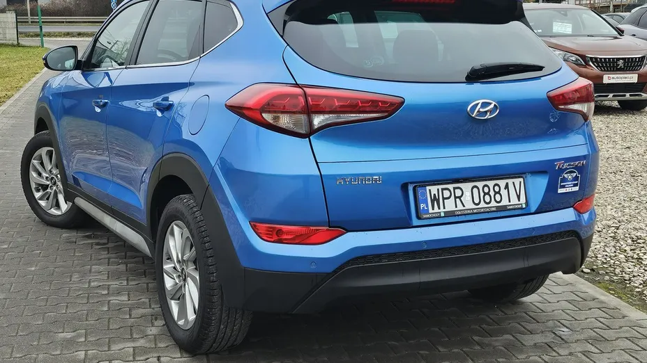 HYUNDAI Tucson -