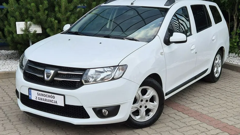 DACIA Logan -