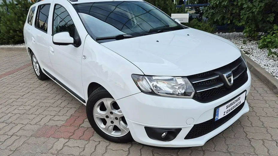 DACIA Logan -