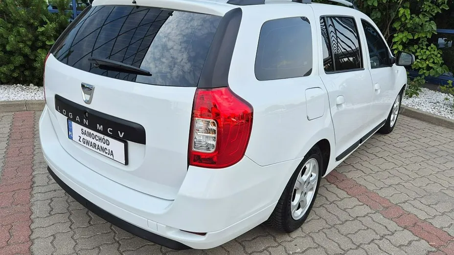 DACIA Logan -