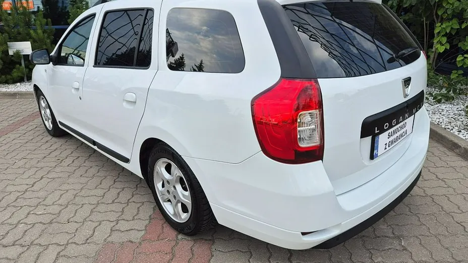 DACIA Logan -