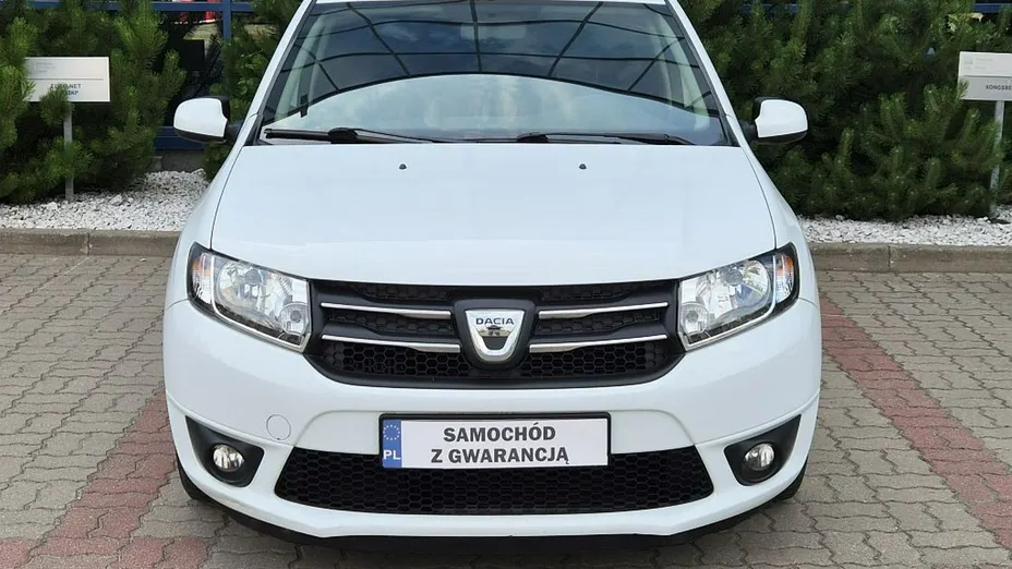 DACIA Logan -