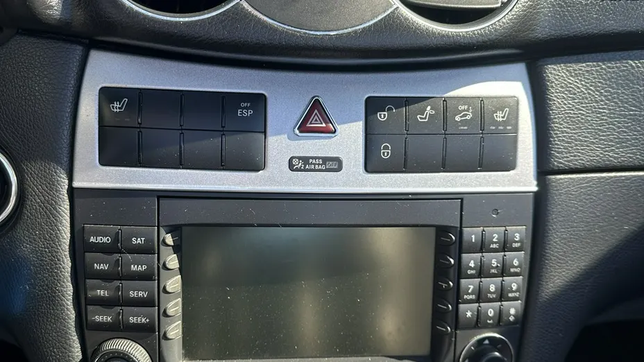 MERCEDES-BENZ CLK -