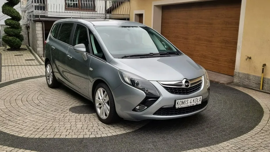 OPEL Zafira -