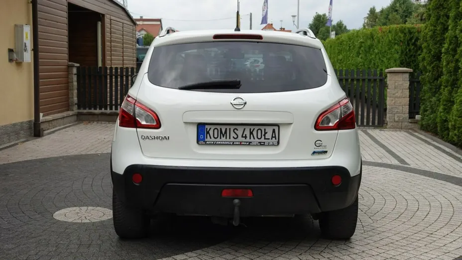 NISSAN Qashqai -