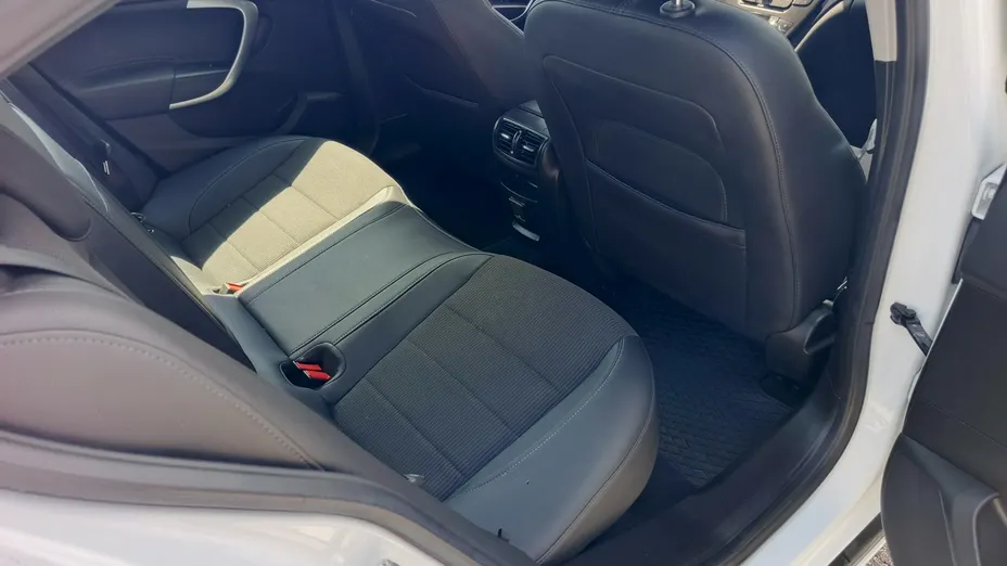 OPEL Insignia -