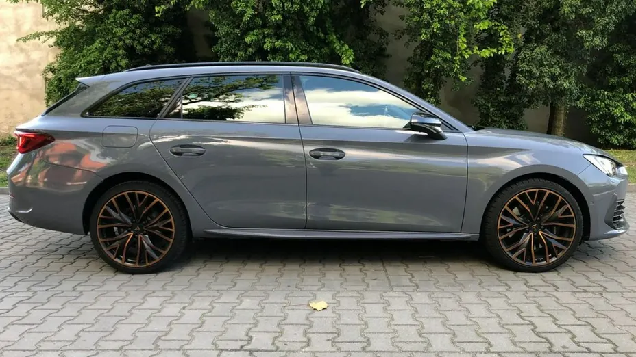 CUPRA Leon Sportstourer -