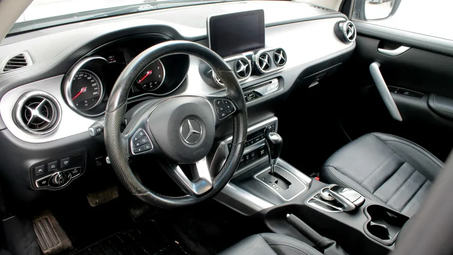 MERCEDES-BENZ Klasa X -