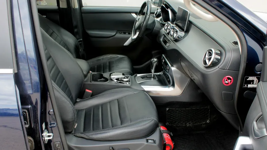 MERCEDES-BENZ Klasa X -