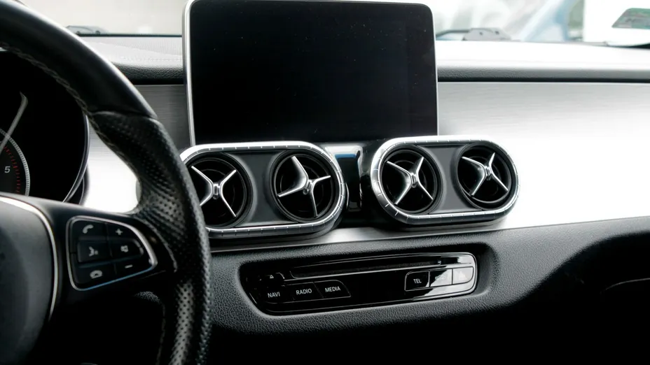MERCEDES-BENZ Klasa X -