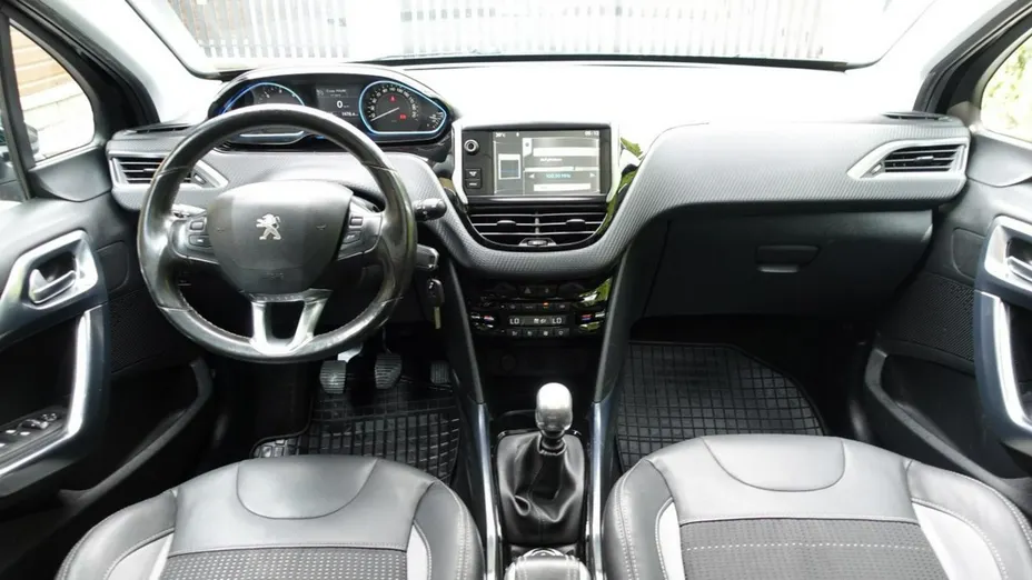 PEUGEOT 2008 -