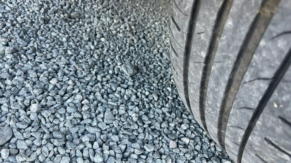 MITSUBISHI Outlander -