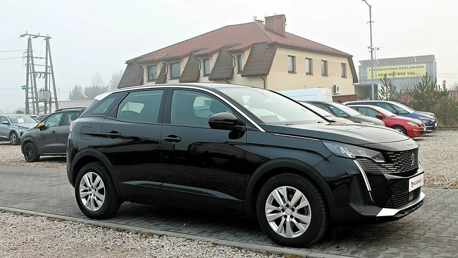 PEUGEOT 3008 -