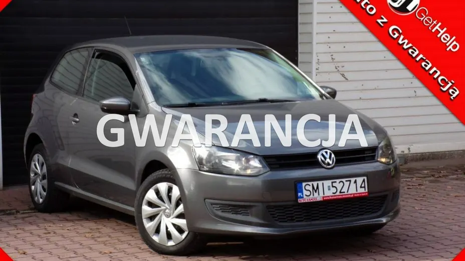 VOLKSWAGEN Polo -