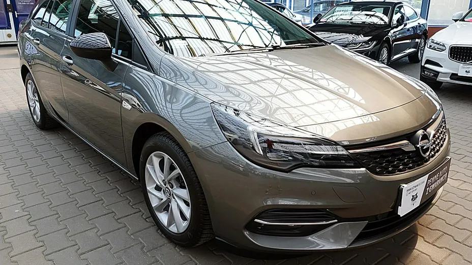 OPEL Astra -