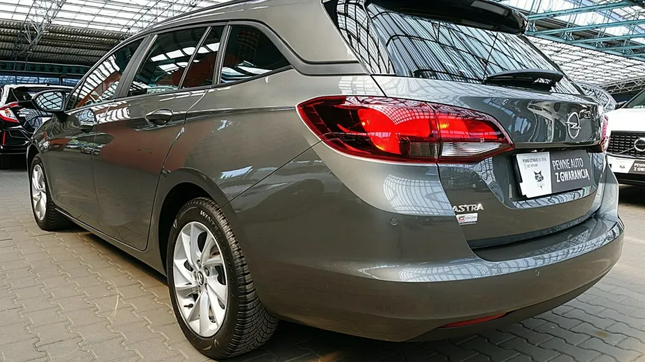OPEL Astra -