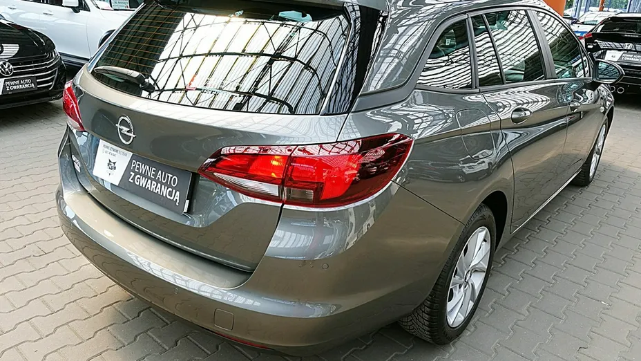 OPEL Astra -