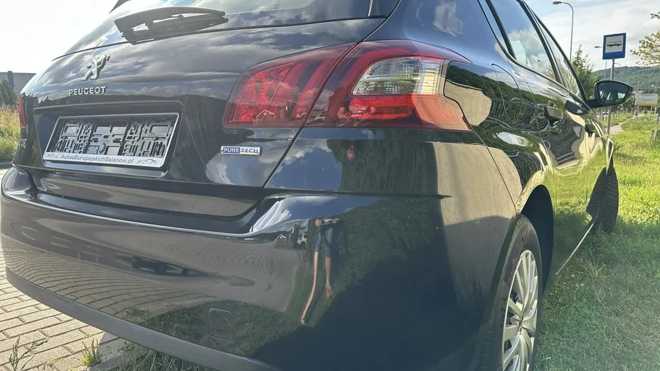 PEUGEOT 308 -