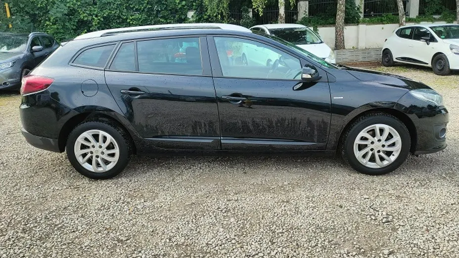 RENAULT Megane -