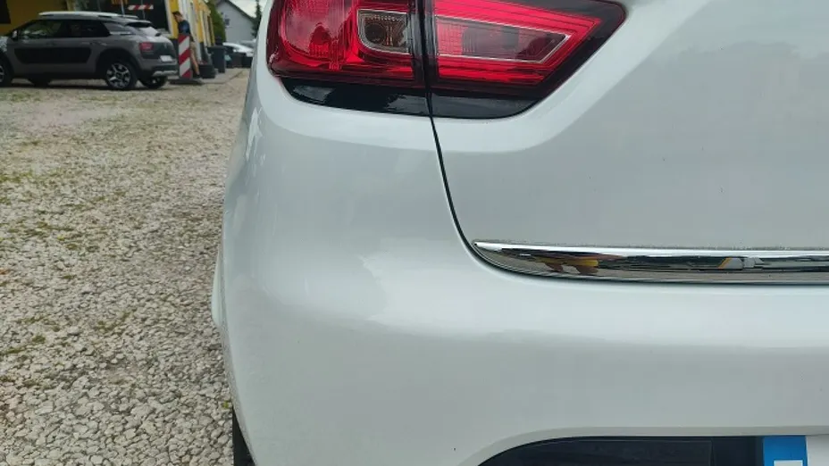 RENAULT Clio -