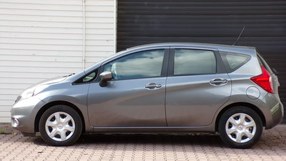 NISSAN Note -